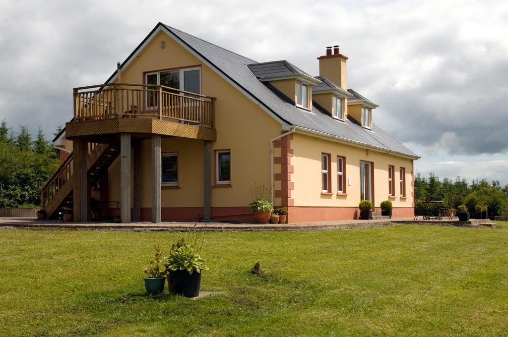 Carrick on Shannon Lake Rise Holiday Home At Kilmaddaroe חדר תמונה